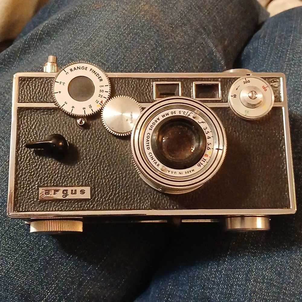 Argus Vintage Camera Black and Silver (Perfect Condition)
